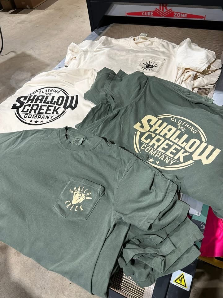 Shallow Creek Pointer Logo Tee